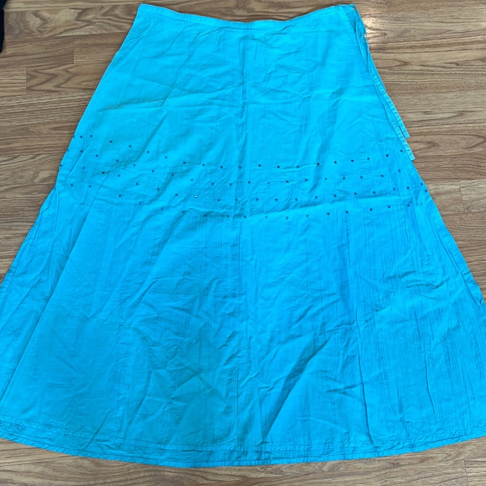 Roxy Skirt Size Assumed to be Large.